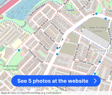 Easy Living - Photo 1