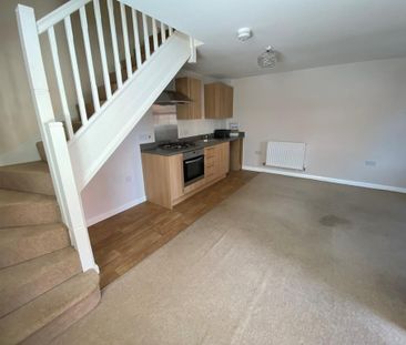 2 bedroom townhouse to rent - Photo 1