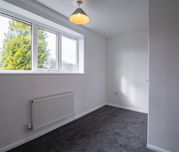 2 bedroom semi-detached house to rent - Photo 3