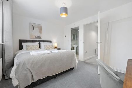 4 bedroom townhouse to rent - Photo 5