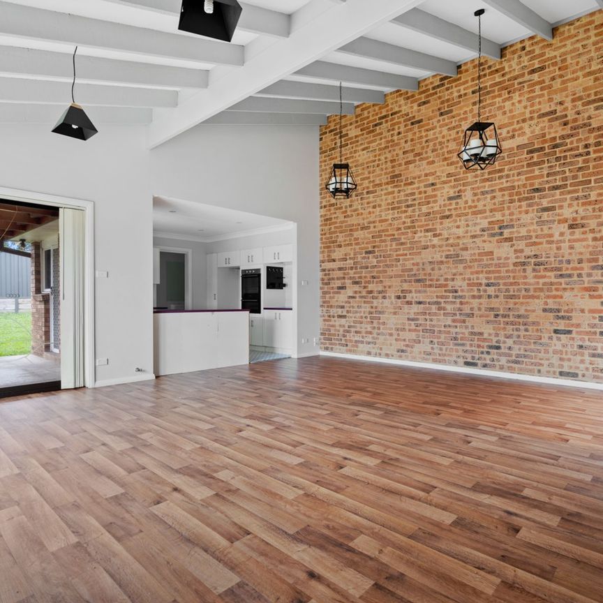 Peaceful Neighbourhood, Prime Position! - Photo 1