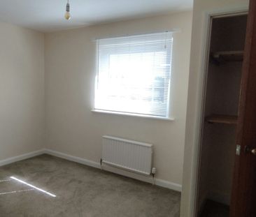 Detached house to rent on - Photo 5
