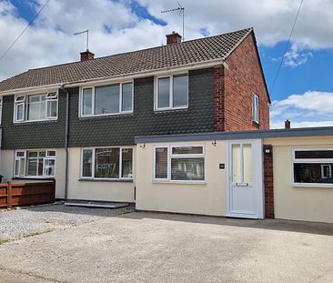 4 bed semi-detached house to rent in Horner Road Taunton - Photo 1