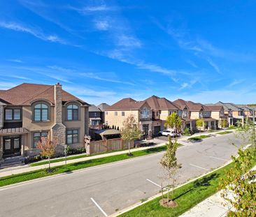 For Lease - 3250 Carding Mill Trail Unit# 233, Oakville, Ontario - Photo 3