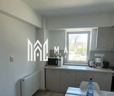 Închiriază Apartament 3 camere Lupeni - Fotografie 2
