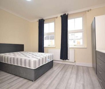 Grange Avenue, University Area, RG6 - Photo 2