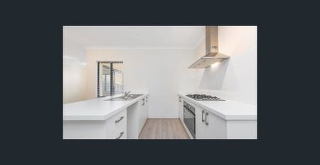 Stunning Modern Home in Brabham - Comfort, Convenience & Contemporary Living - Photo 2