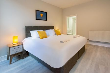 2 Bed Flat, Clifton, BS8 - Photo 4