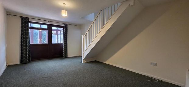 2 bedroom semi-detached house to rent - Photo 1