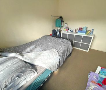 Middleton Road, Royton - Photo 1