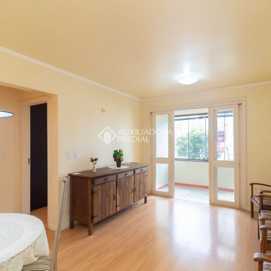 Apartamento com 2 quartos e 71m² para alugar em Petrópolis, Porto Alegre. - Photo 1