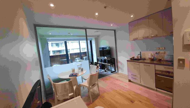 Prime Residence in the Heart of Auckland CBD - Photo 1