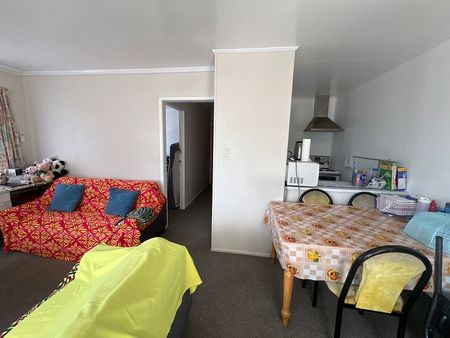 Charming 2BR Unit in Avondale! - Photo 4