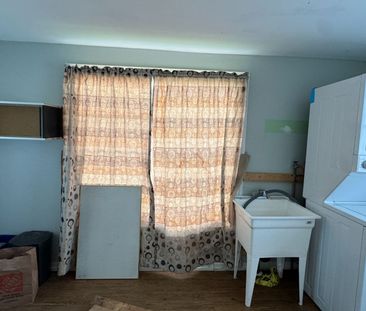 For Lease - 4738 Huron Street, Niagara Falls, Ontario - Photo 6