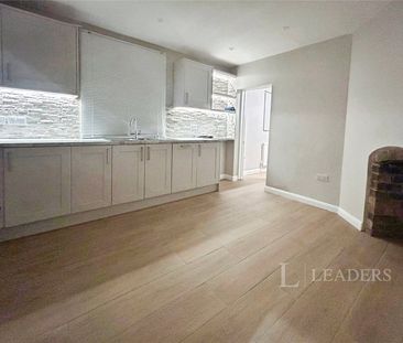 2 bedroom apartment to rent Hewlett Place, Cheltenham, Gloucestersh... - Photo 5