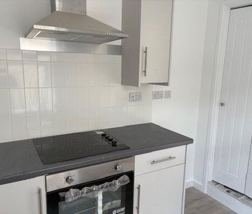 2 bedroom house to rent - Photo 3