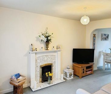 2 bedroom semi-detached house to rent - Photo 3