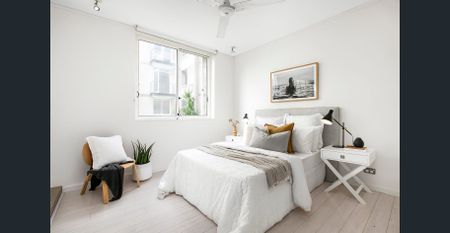 Large & Modern 2 Bedroom Bondi Beach Apartment with Parking - Photo 5