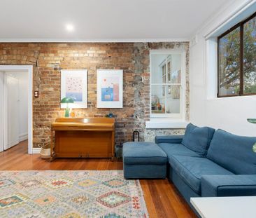 Charming Victorian Home in the Heart of Footscray - Photo 1