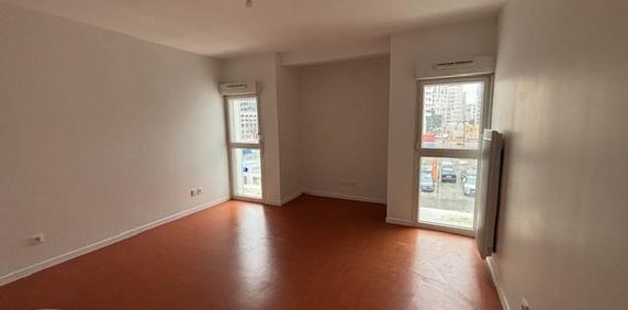 Appartement 1 pièce à - Photo 2