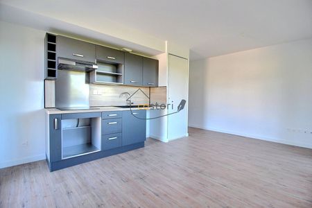 EXCLUSIVITÉ ? Appartement T2 avec terrasse et parking dans résidence récente, - Photo 5