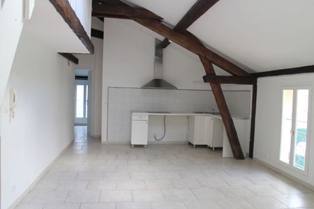 3/ 4 PIECES 62.57 m2 ( 68.68 m2 au sol ) - Photo 2