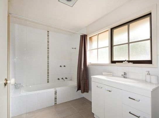 Tucked away - Photo 1