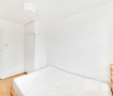 3 bedroom apartment to rent - Photo 1