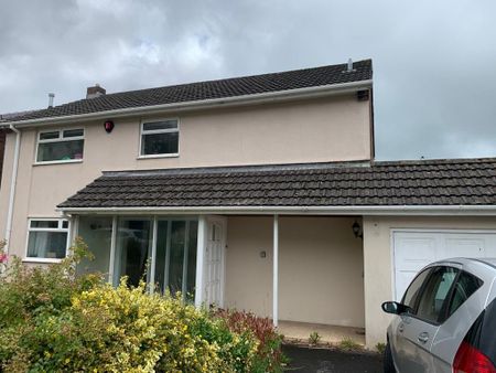 4 bedroom detached house to rent - Photo 3