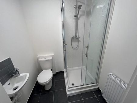 2 bedroom flat to rent - Photo 5