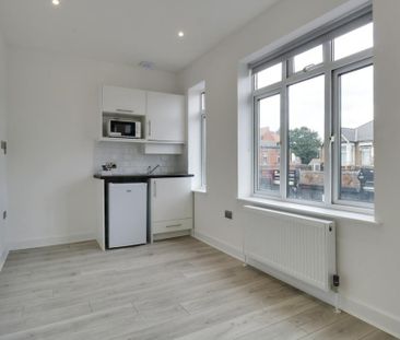 Studio to rent - Photo 3