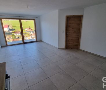 A LOUER APPARTEMENT T2 meublé 1 CHAMBRE + GARAGE et BALCON - Photo 2