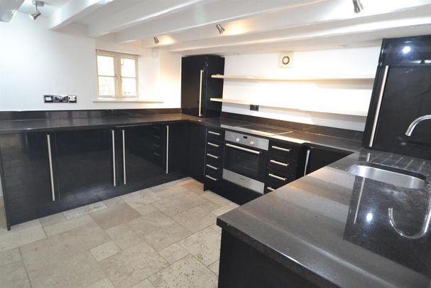 2 bedroom house to rent - Photo 1