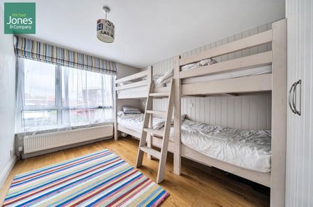 2 bedroom flat to rent - Photo 5