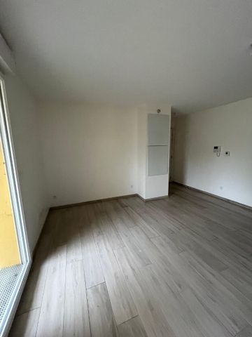 Appartement Montevrain 1 pièce(s) 29.89 m2 - Photo 2