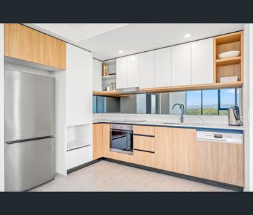 606/28-30 Second Avenue, Broadbeach, Qld 4218 - Photo 4