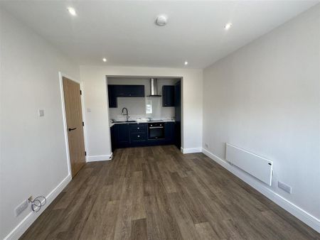 2 bedroom apartment to rent - Photo 3