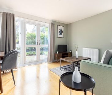 1 bedroom ground floor flat to rent - Photo 4