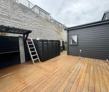 Modern, Light-Filled Family Home in Prime Long Bay Location - Photo 4