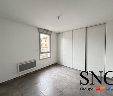 BEAU T2 AVEC TERRASSE ET JARDIN . PARKING - Photo 2