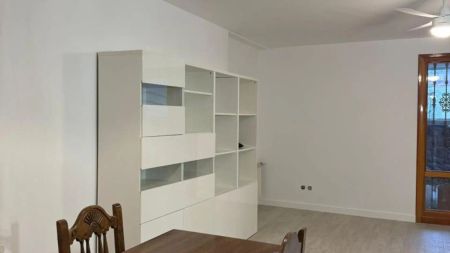 Apartamento de alquiler en Calle Maestro Guridi, 25, Los Negrales - Photo 2