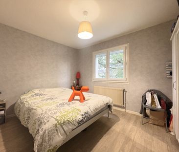 T3 spacieux – 74 m2 avec balcon et garage - Photo 3