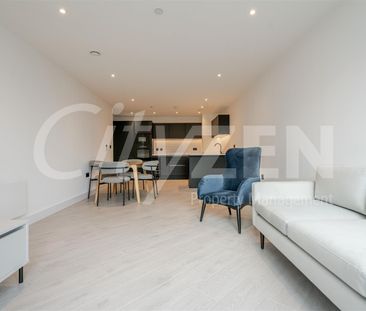 VISTA RIVER GARDENS, Trinity Way, Manchester - Photo 1