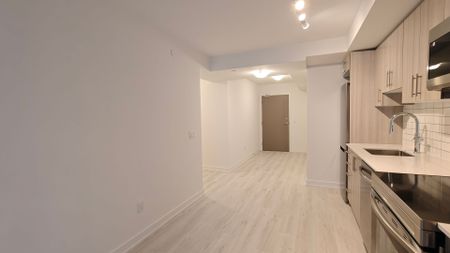 For Lease - 1010 Sandy Beach Road Unit# 710, Pickering, Ontario - Photo 4