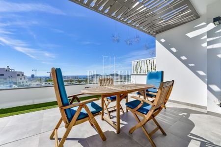 Luxury modern apartment in Sierra Cortina, Finestrat, Benidorm, Alicante - Photo 5