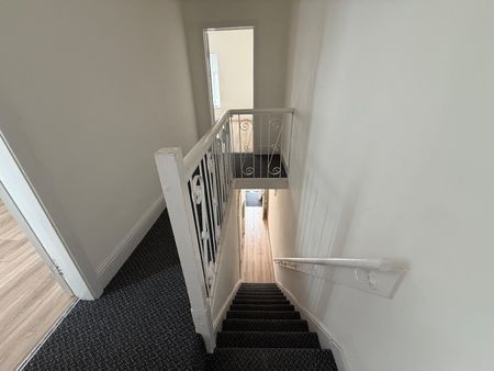 3 Bed Terraced House, Lampeter Road, L6 - Photo 4