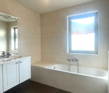 Woning te huur in Sleidinge voor € 1.075 met 3 slaapkamers - Photo 3