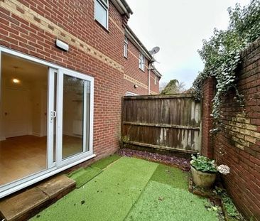 Melville Gardens, Bournemouth - Photo 2