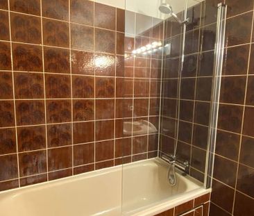 Appartement te huur in Evere voor € 1.100 met 2 slaapkamers - Foto 3