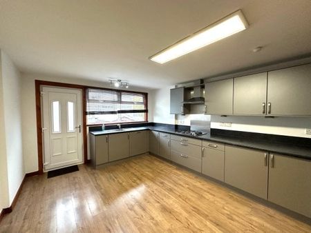 McGregor Road, Cumernauld - Photo 4